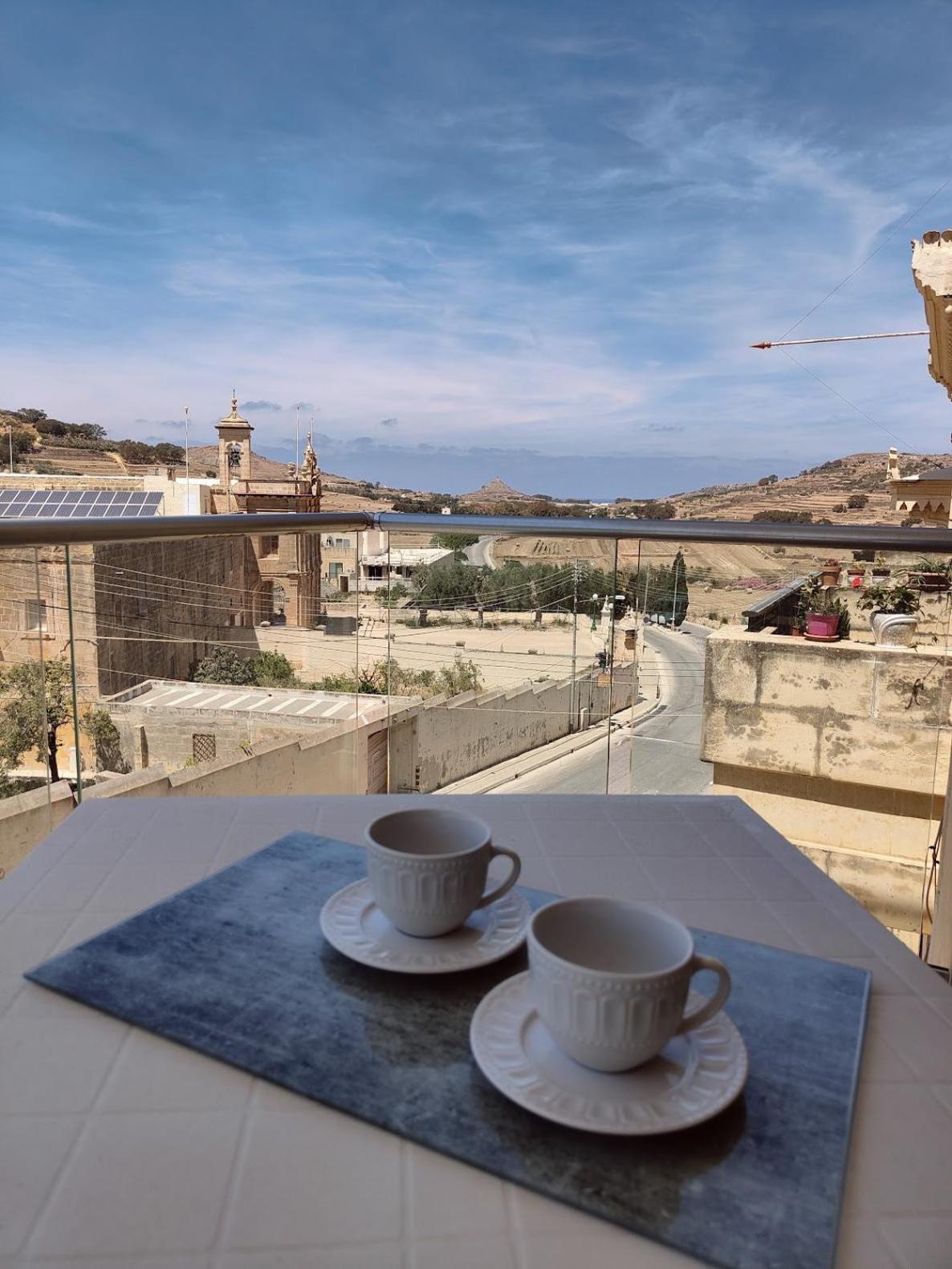 Al-andalus, Chic Homestay Victoria